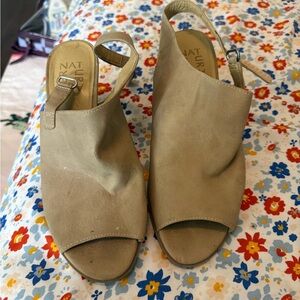 Naturalizer Women's Beige Peep-Toe Mules